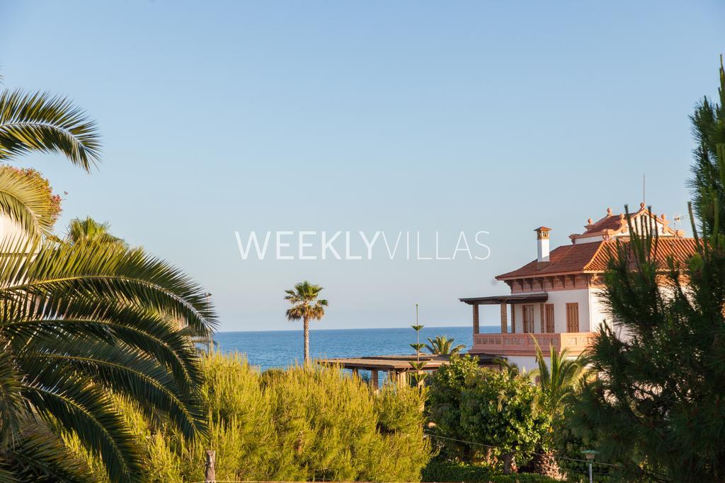 Villa Sitges Tupinetti Beach At 1 Min Walk Amaizing Garden And View Center Sitges 5 Minutes Walk エクステリア 写真