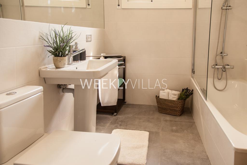 Villa Sitges Tupinetti Beach At 1 Min Walk Amaizing Garden And View Center Sitges 5 Minutes Walk エクステリア 写真